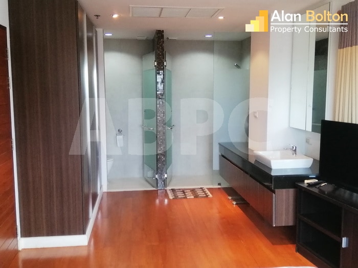2 Bed 2 Bath Condo in Pratumnak photo 11