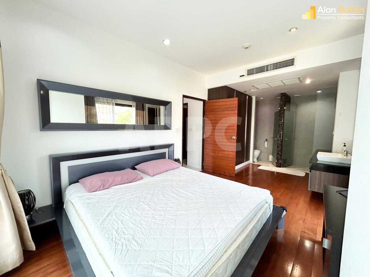 2 Bed 2 Bath Condo in Pratumnak photo 8