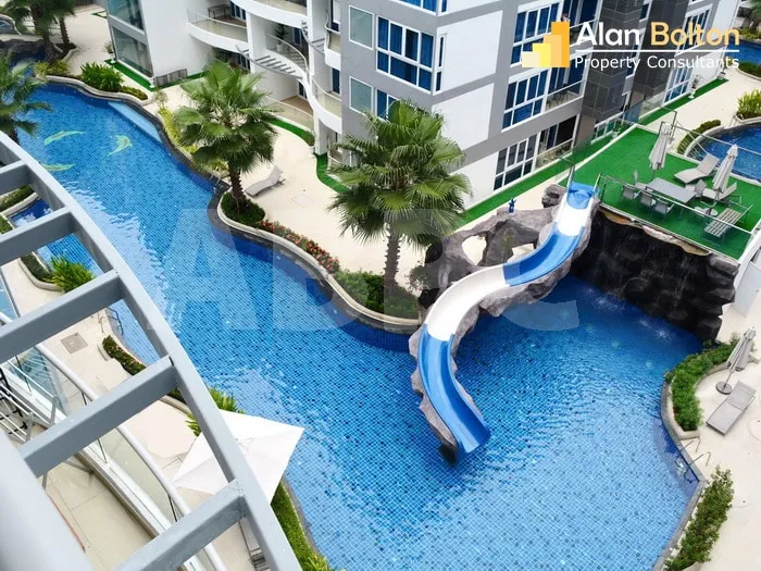 Pool View 2 Bed 2 Bath Condo In Central Pattaya