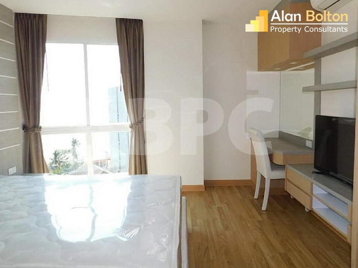 Front Facing Ocean View 2 Bed 1 Bath Condo in Na Jomtien photo 8