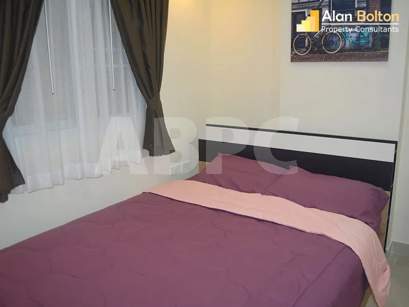 Pool View 2 Bed 1 Bath Condo in Central Pattaya photo 5