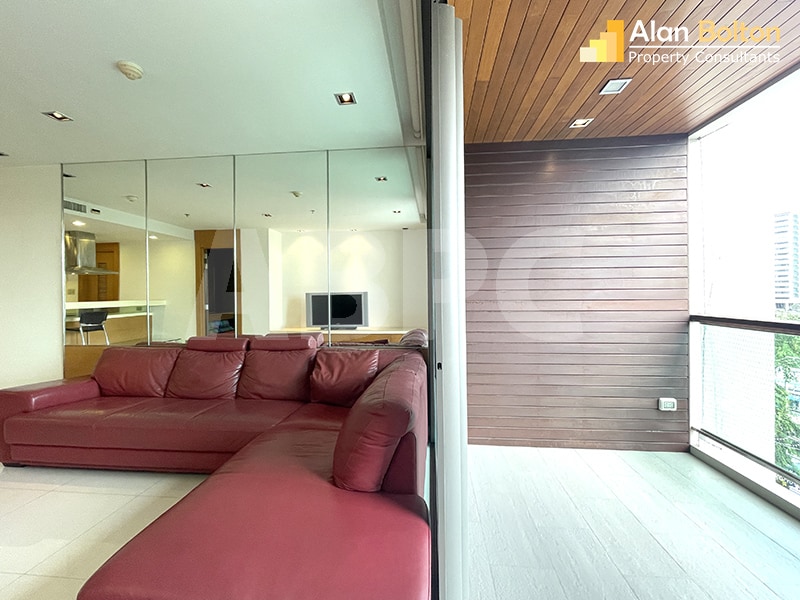 1 Bed 1 Bath in Wong Amat CR6614 photo 4