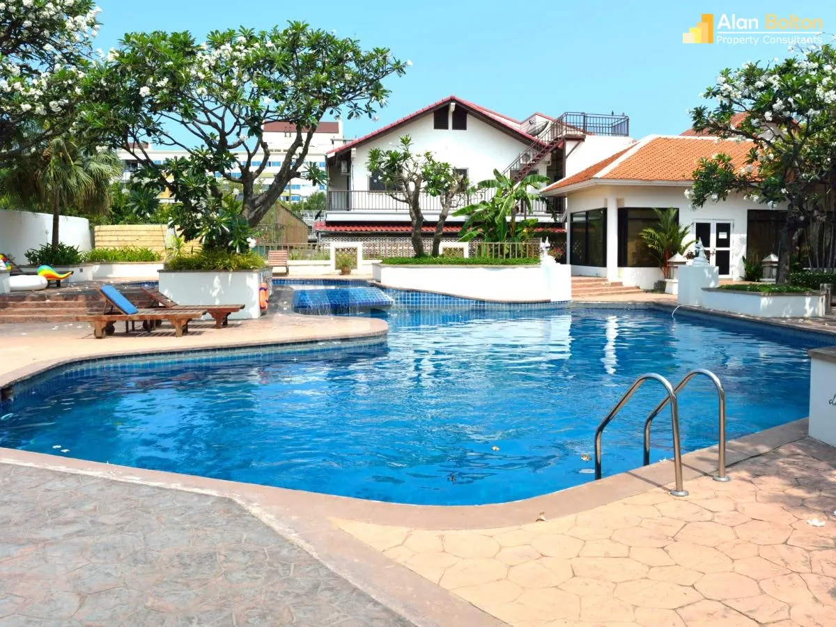 2 Bed 2 Bath in Jomtien CR6619