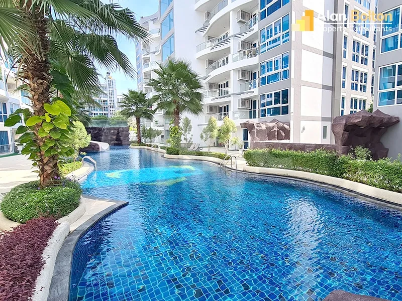 2 Bed 1 Bath in Central Pattaya CR6658 photo 2