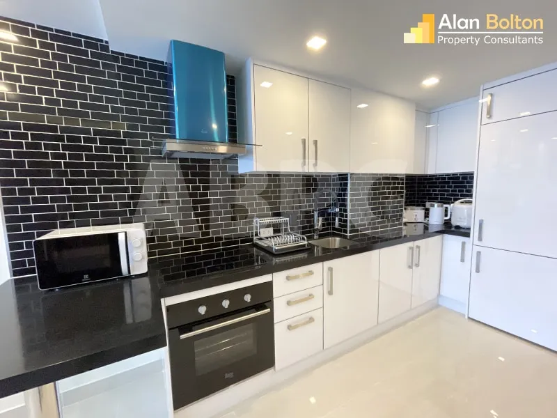 2 Bed 1 Bath in Central Pattaya CR6658 photo 13