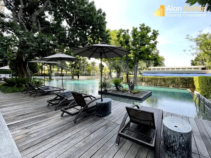 Front Facing Ocean View 2 Bed 2 Bath Beachfront Condo in Wong Amat CR6663