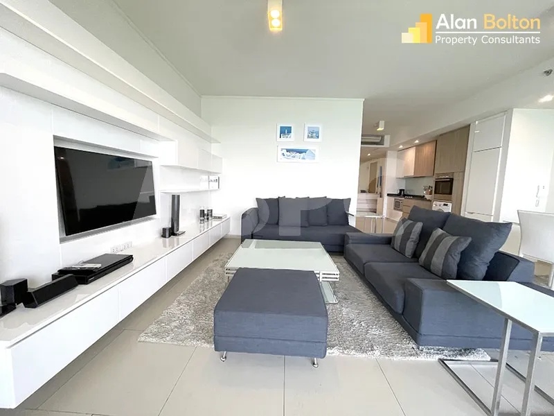 Front Facing Ocean View 2 Bed 2 Bath Beachfront Condo in Wong Amat CR6663 photo 5