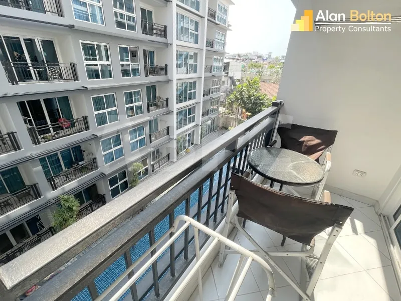 Fire Sale Pool View Studio Condo In Central Pattaya photo 8