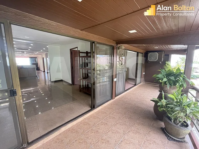 2 Bed 2 Bath in Najomtien CR6680 photo 3