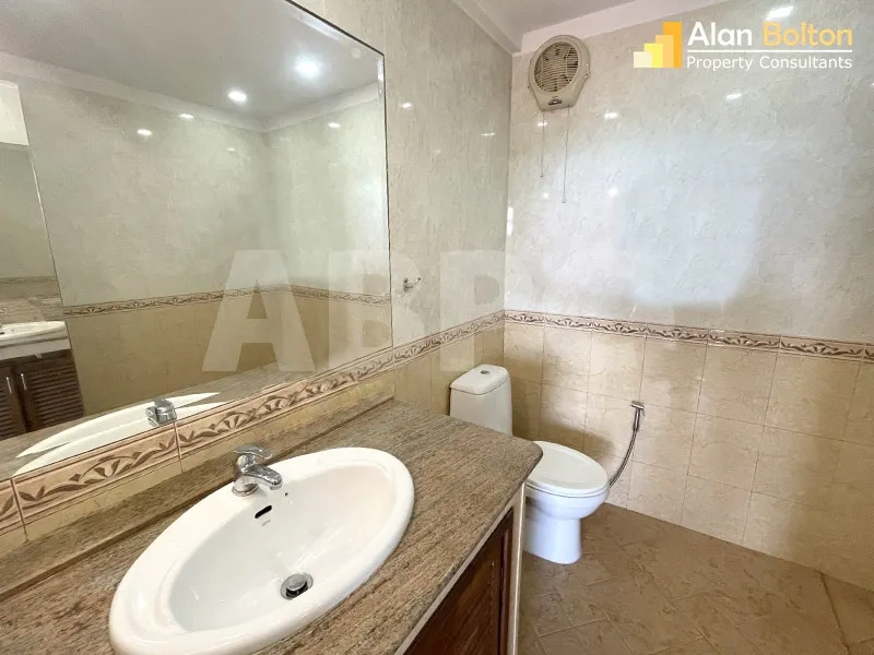 2 Bed 2 Bath in Najomtien CR6680 photo 9