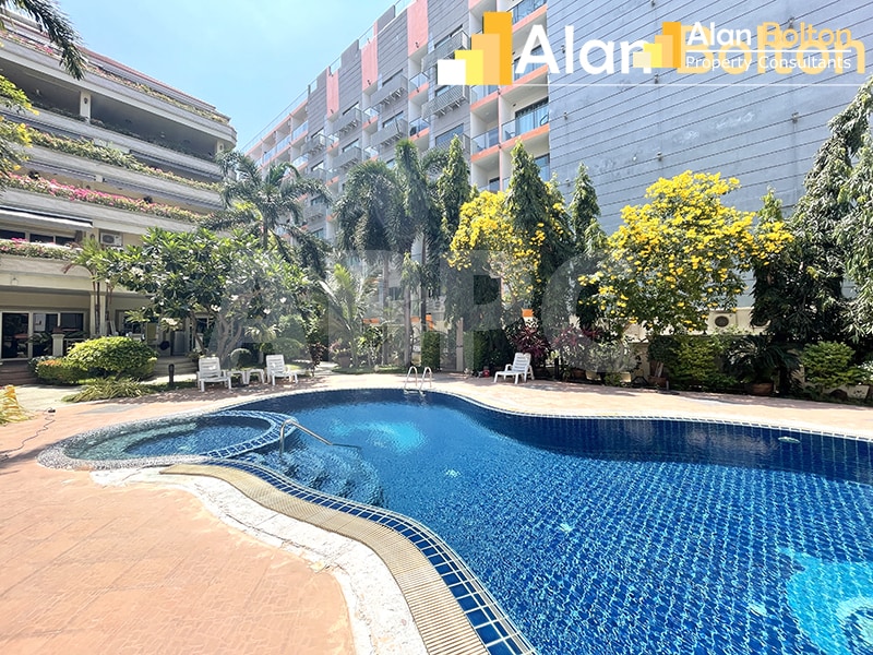 Partial Ocean View 2 Bed 2 Bath Condo In Pratumnak