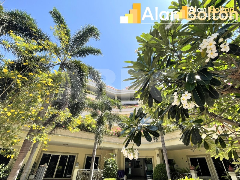 Partial Ocean View 2 Bed 2 Bath Condo In Pratumnak photo 4
