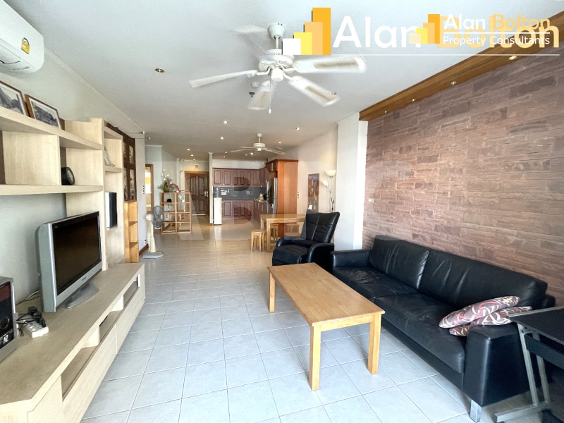Partial Ocean View 2 Bed 2 Bath Condo In Pratumnak photo 5