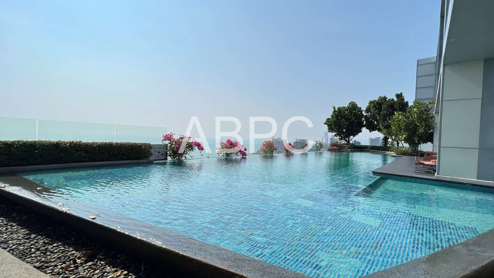 2 Bed 2 Bath in North Pattaya CR6700 photo 16