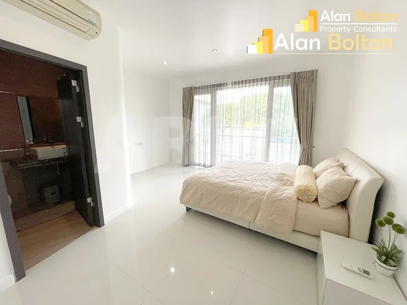 2 Bed 3 Bath in Pratumnak CR6703 photo 2