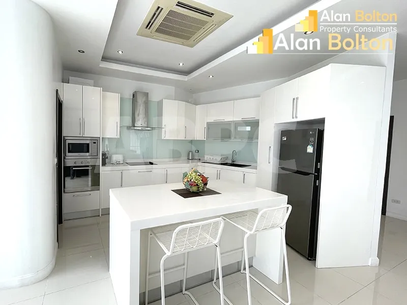 2 Bed 3 Bath in Pratumnak CR6703 photo 8