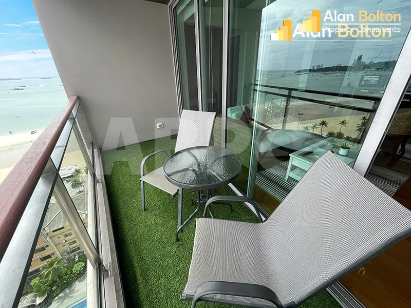 1 Bed 2 Bath Condo In North Pattaya photo 10