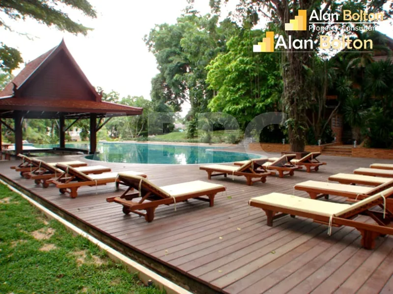 Large 2 BR / 2 BA Condo for Sale or Rent In Jomtien photo 4