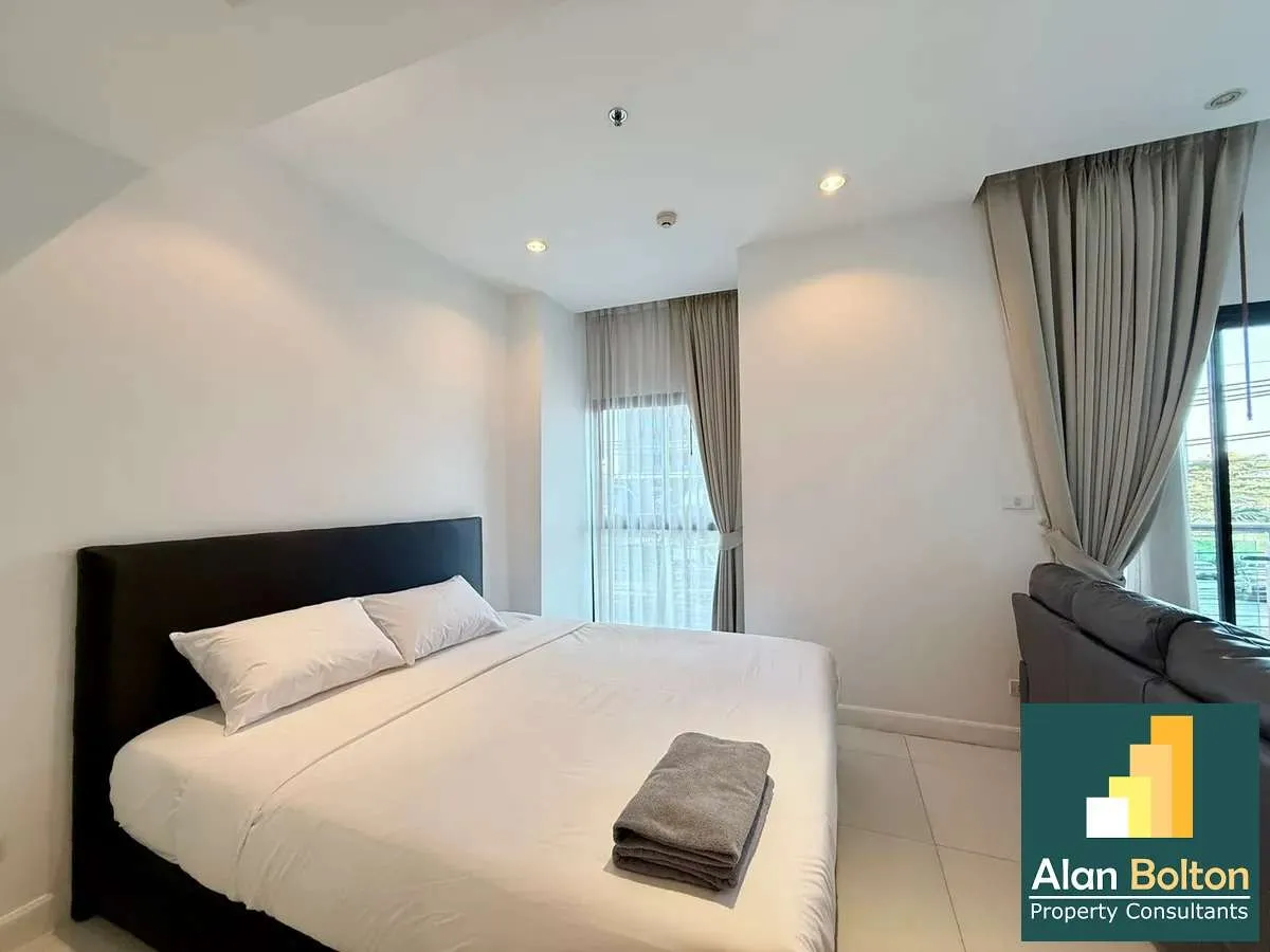 Studio Bed 1 Bath in Pratumnak CR6748 photo 13