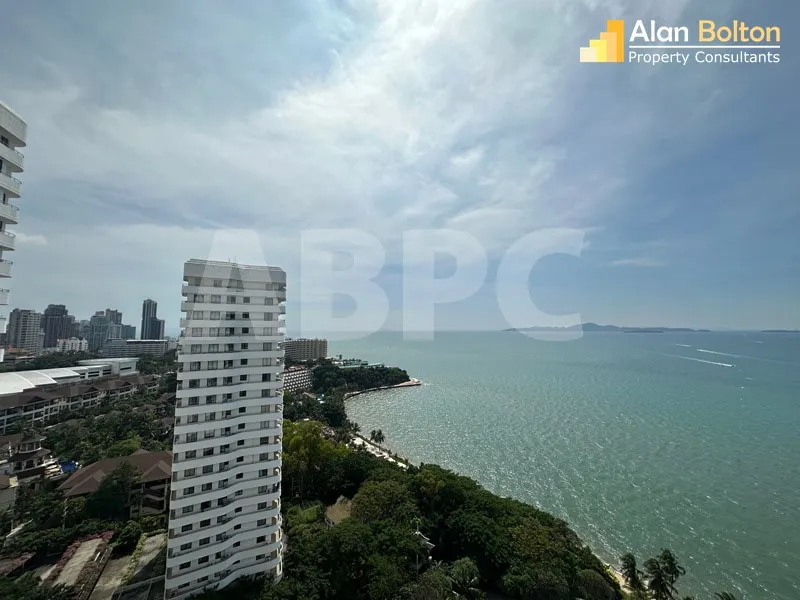 3 Bed 4 Bath in Pratumnak CR6760 photo 4