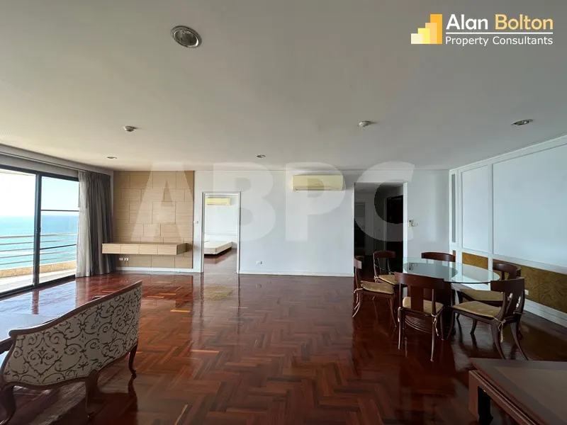 3 Bed 4 Bath in Pratumnak CR6760 photo 6