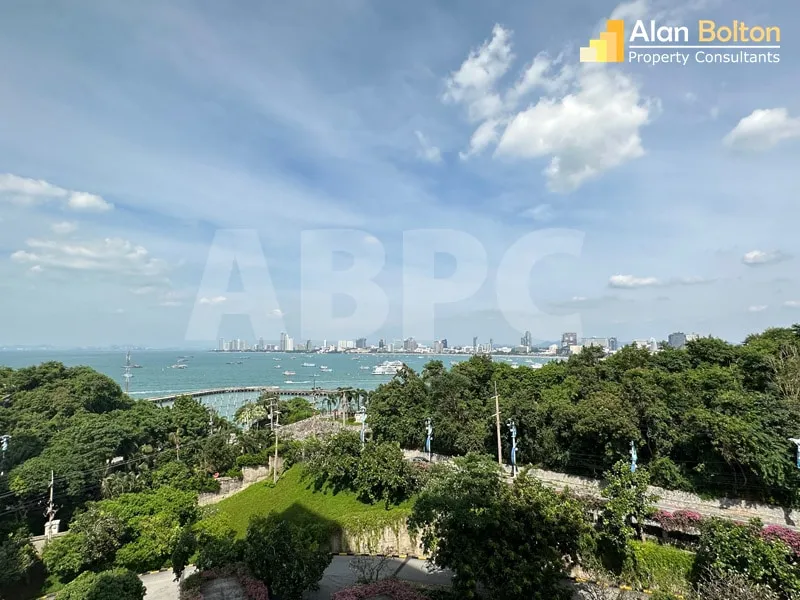 2 Bed 3 Bath in Pratumnak CR6762