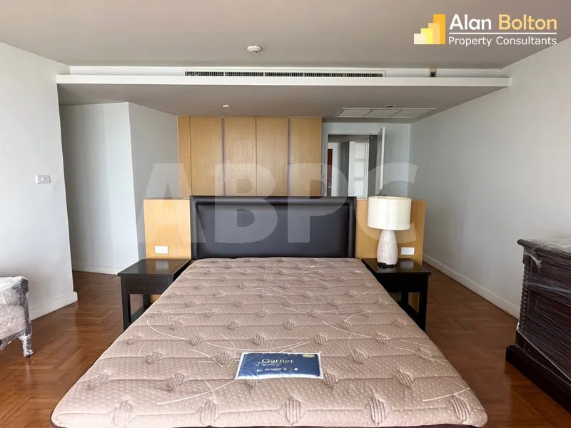 3 Bed 4 Bath in Pratumnak CR6763 photo 2