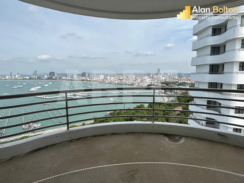 3 Bed 4 Bath in Pratumnak CR6763 photo 19