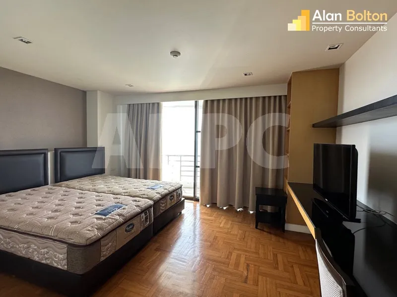 3 Bed 4 Bath in Pratumnak CR6763 photo 3
