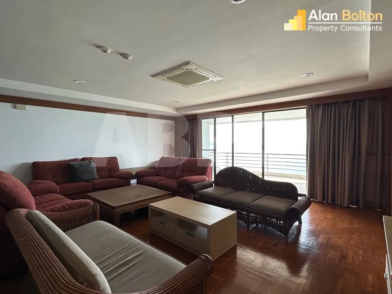4 Bed 5 Bath in Pratumnak CR6764 photo 20