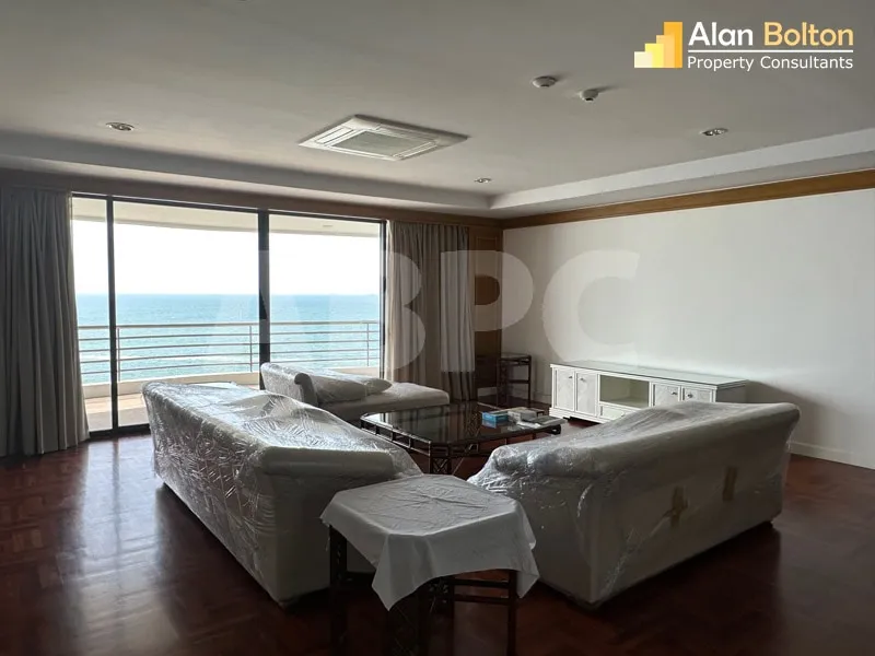 4 Bed 5 Bath in Pratumnak CR6765 photo 12