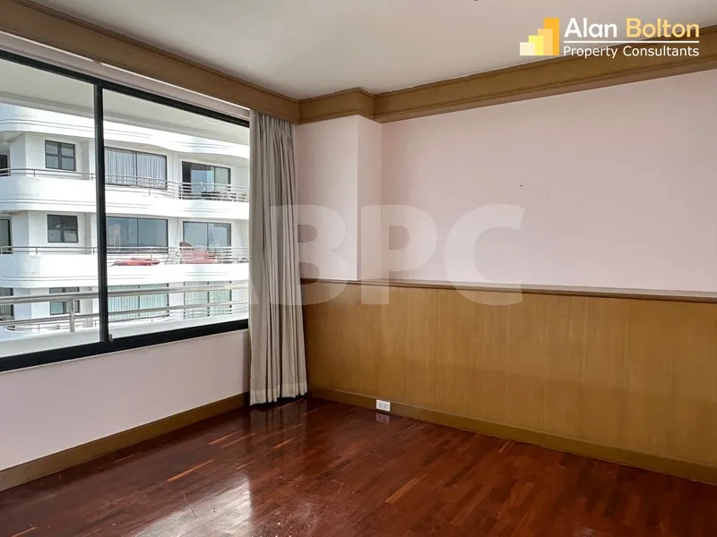 4 Bed 5 Bath in Pratumnak CR6766 photo 13