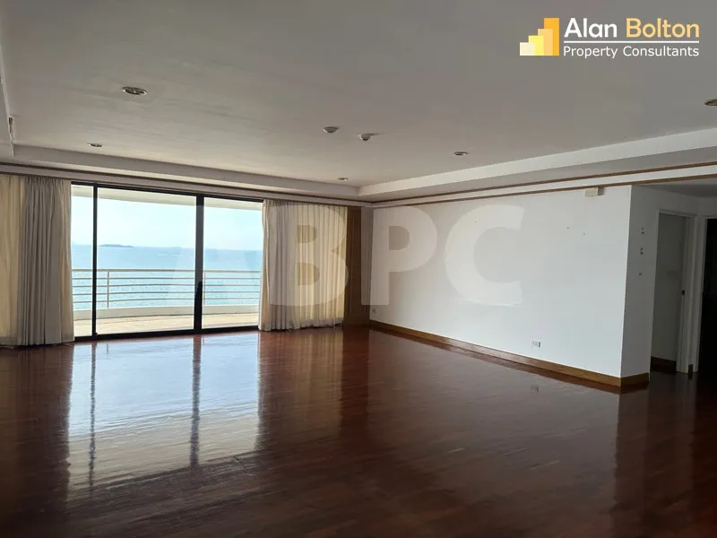 4 Bed 5 Bath in Pratumnak CR6766 photo 17