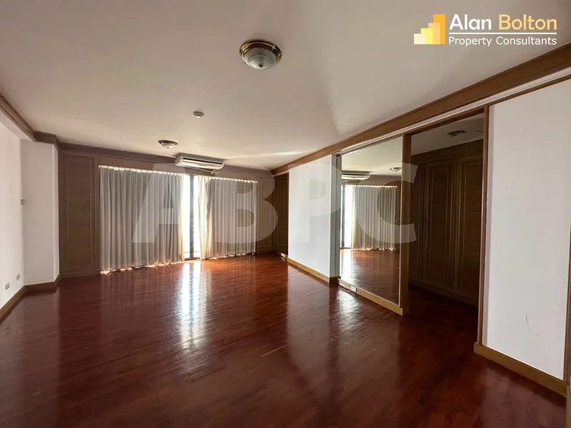 4 Bed 5 Bath in Pratumnak CR6766 photo 6