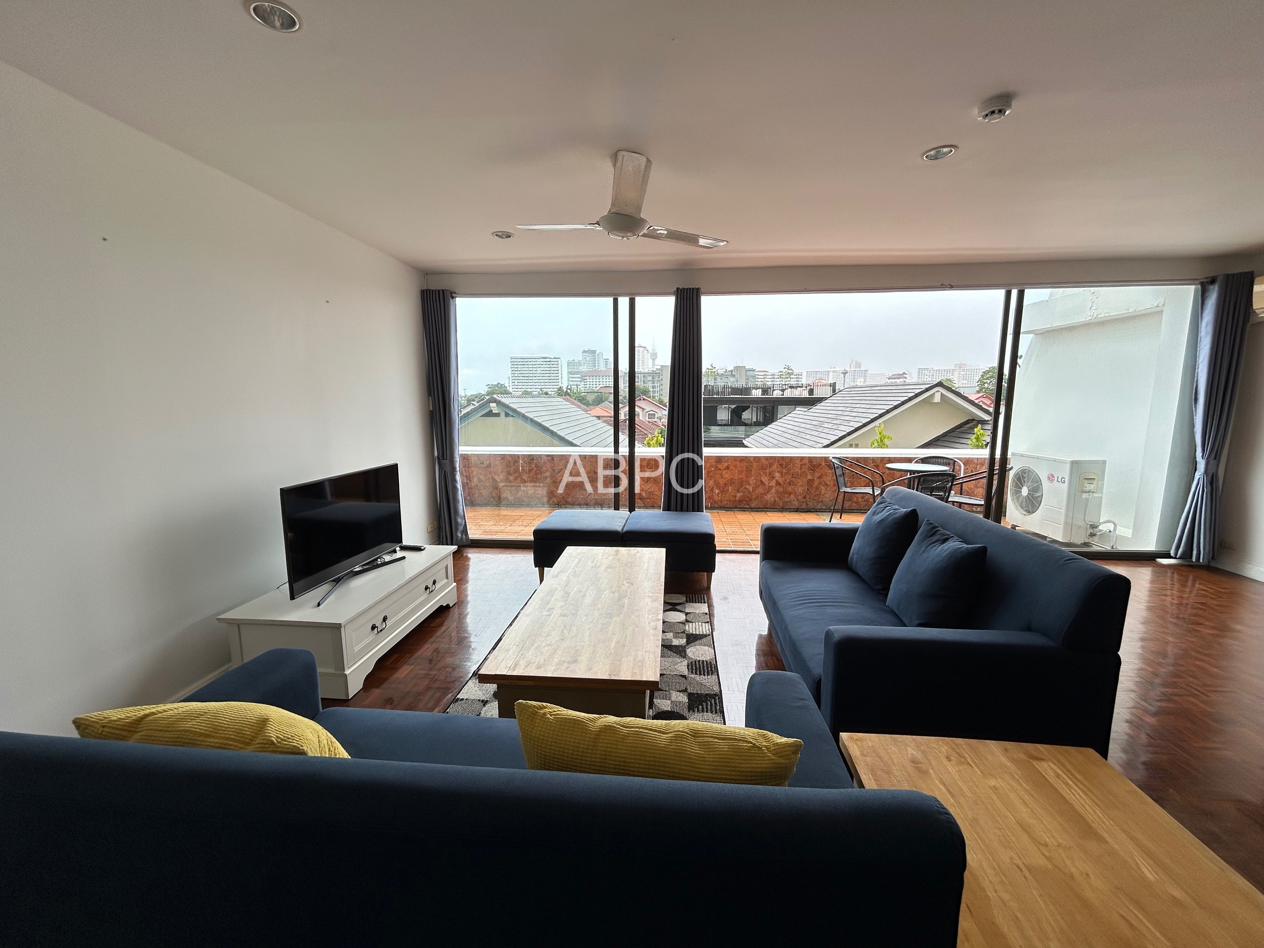 Walking distance to Jomtien Beach - 2 Bed For Rent
