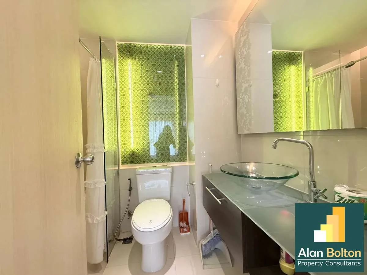 1 Bedroom 1 Bathroom Condo In Jomtien photo 4