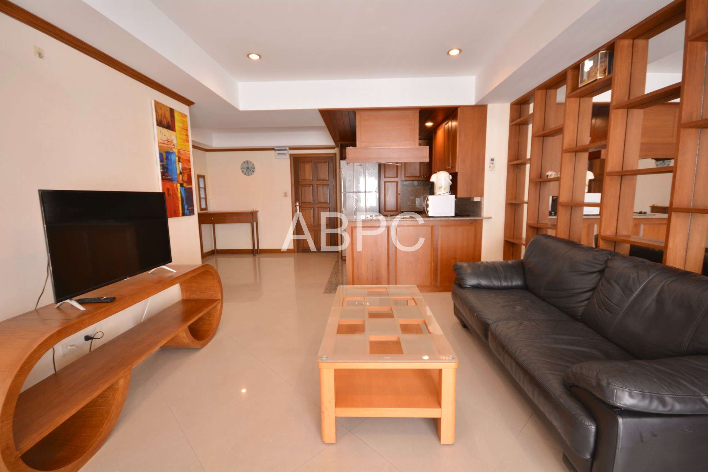 2 Bed 2 Bath Condo - Jomtien Beach Condo photo 4