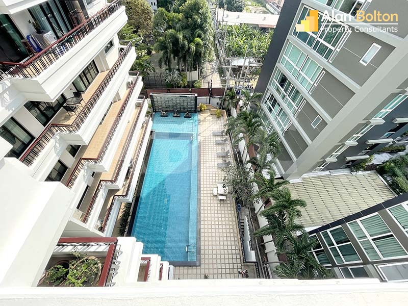 2 Bed 2 Bath in Central Pattaya CR6796 photo 2