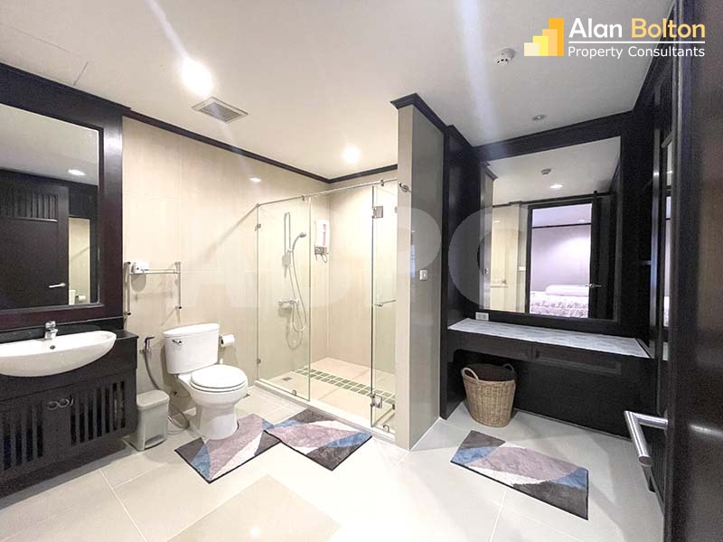 2 Bed 2 Bath in Central Pattaya CR6796 photo 14