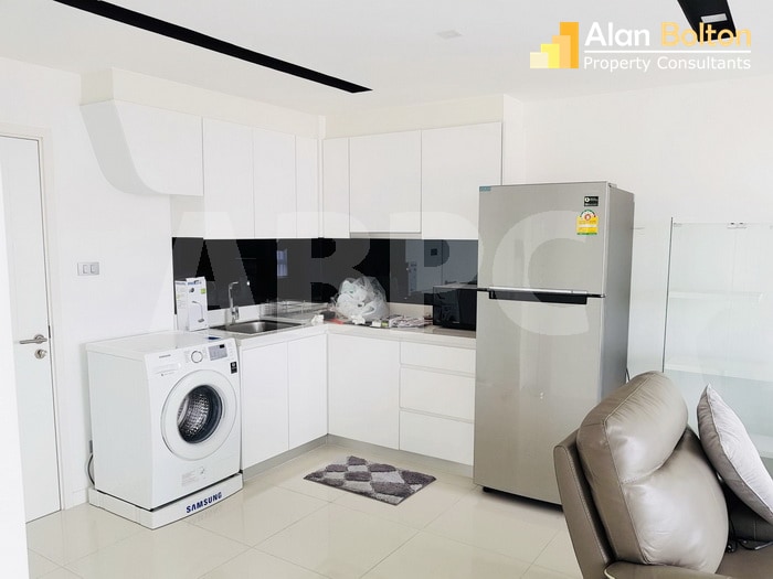 City View 1 Bed 1 Bath Condo in Central Pattaya CS10020 photo 5