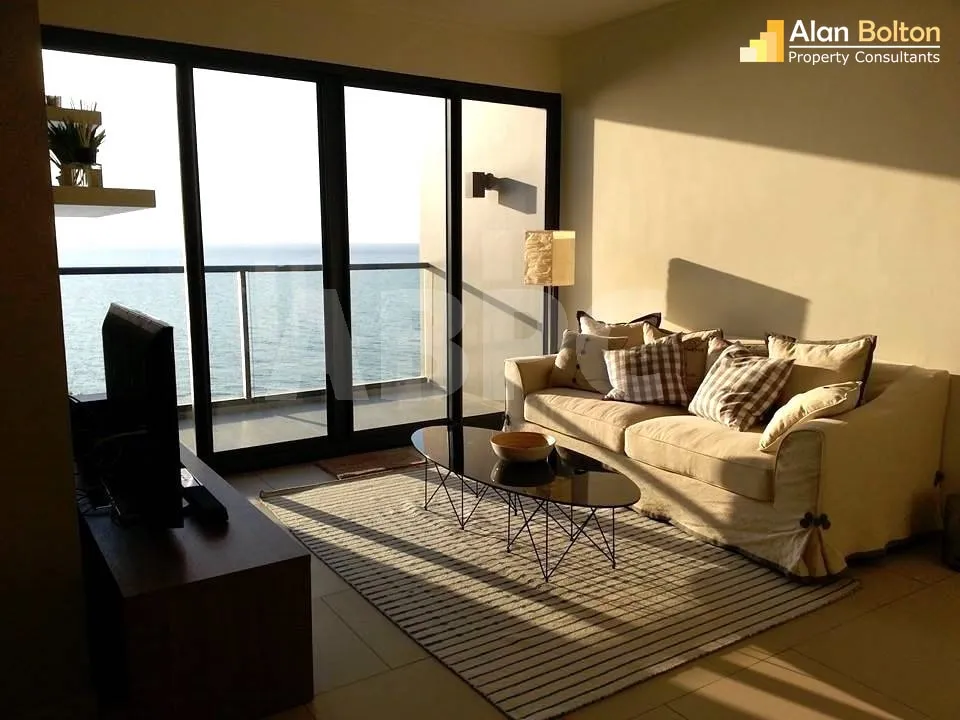 Front Facing Ocean View Large 1 Bedroom Beachfront Condo in The Zire CS10205 photo 2