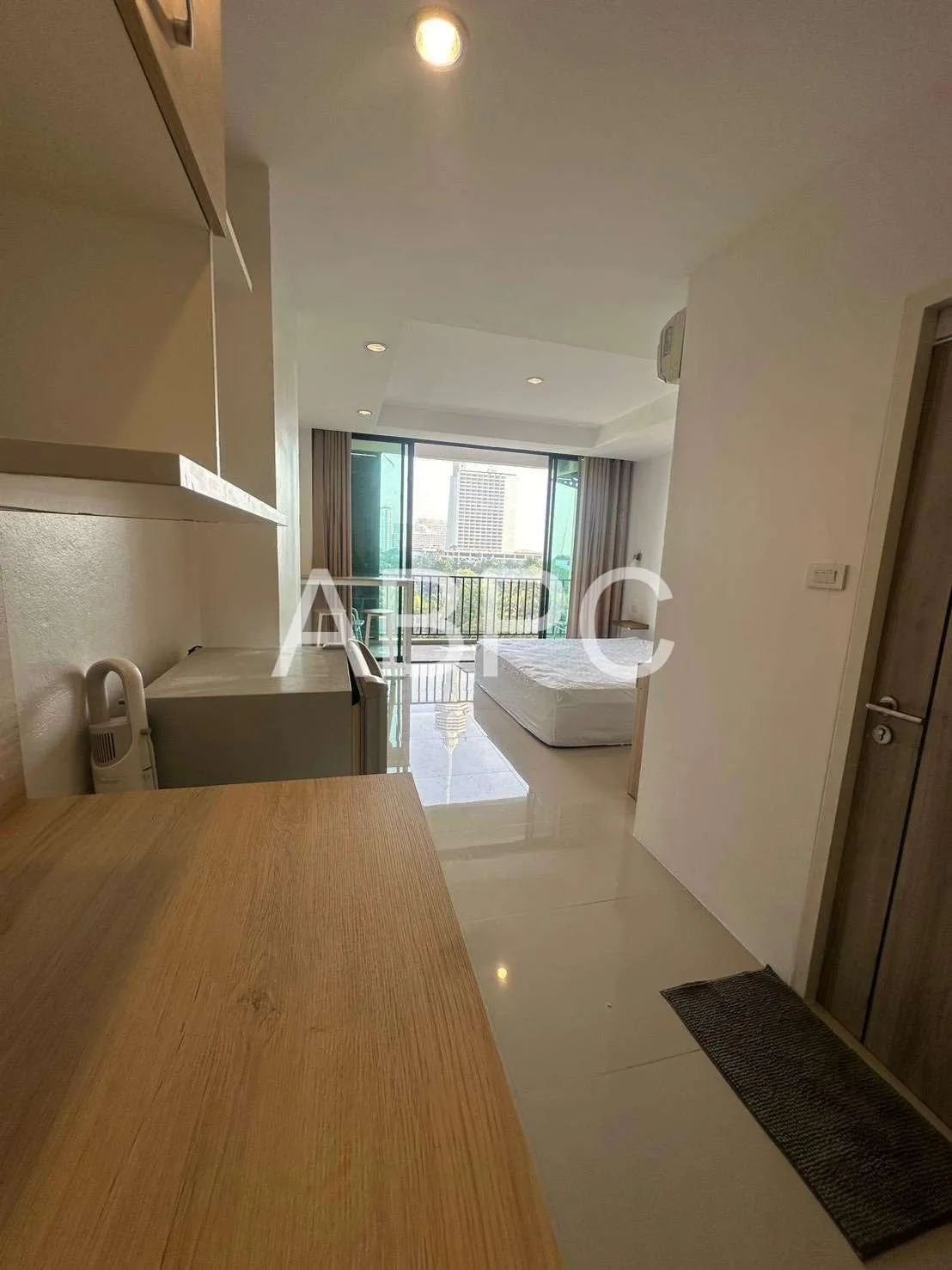 Studio Condo in Pratumnak photo 9