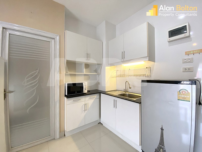 1 Bed 1 Bath in East Pattaya CS10240 photo 7