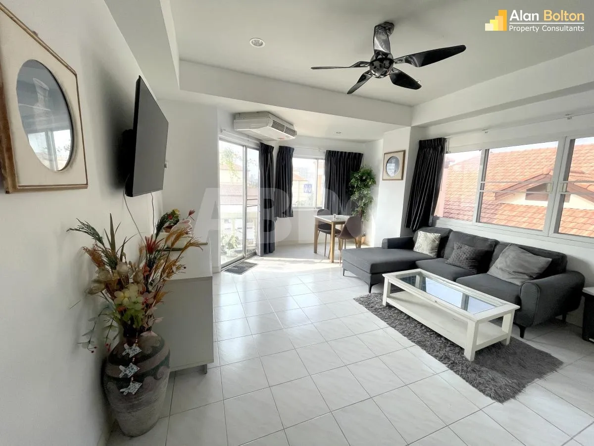 Large 1 Bed 2 Bath Condo In Jomtien photo 4