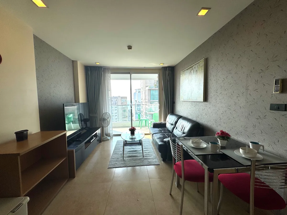 1 Bed - 1 Bath Condo in Pratumnak photo 5
