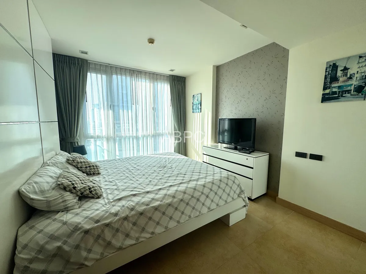 1 Bed - 1 Bath Condo in Pratumnak photo 6