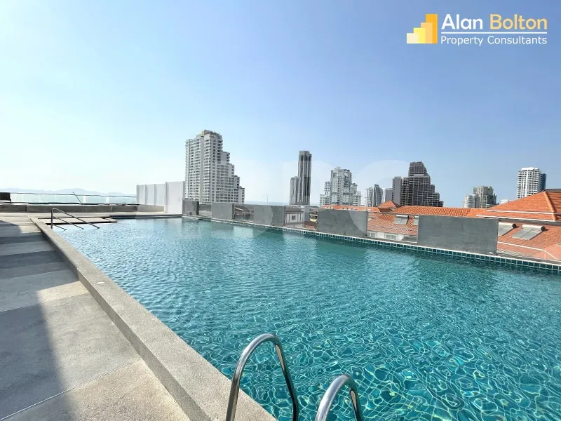 Studio Condo In Pratumnak