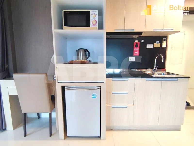 Large 2 Bed 2 Bath Duplex Condo In Pratumnak photo 9