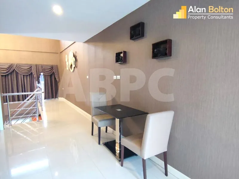 Large 2 Bed 2 Bath Duplex Condo In Pratumnak photo 10
