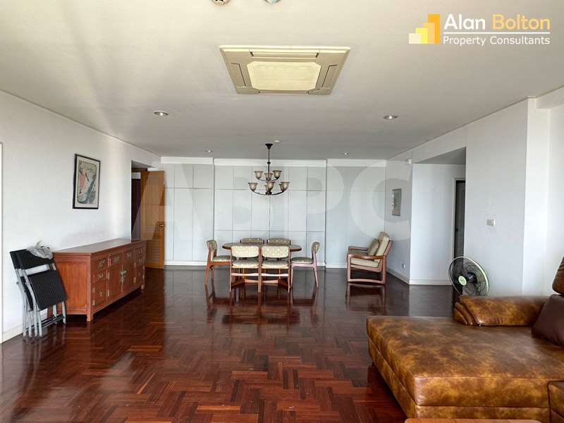 Beachfront Ocean View 3 Bed 4 Bath Condo In Pratumnak photo 8